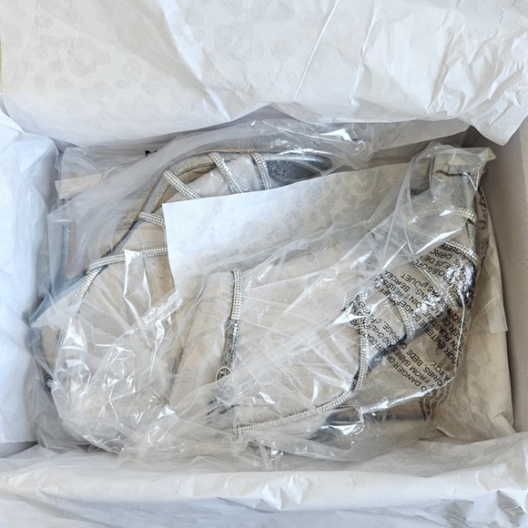 New Veronica Beard Aneesha Crystal Embellish Gunmetal Strappy Heel Sandals 7 US - Picture 11 of 13